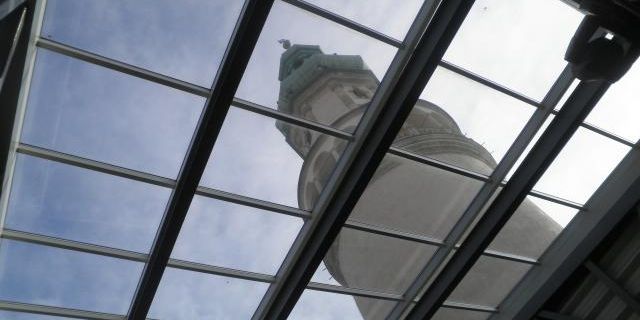 Az infopontból így látszik a torony maga, fotó: Bódis Gábor